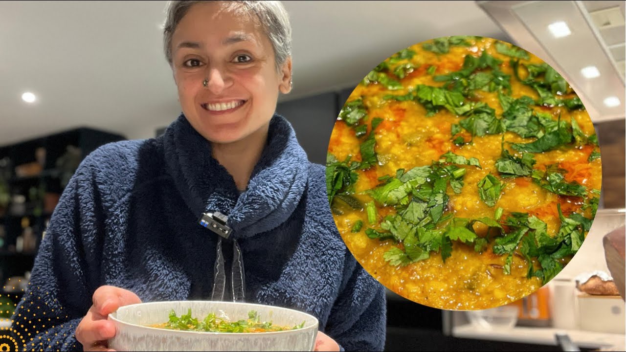HEALTHY VEGAN MEAL IN 30 MINUTES | Delicious moong dal with carrots & courgettes | Food with Chetna