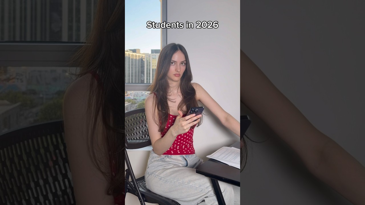 Students over the decades 👩🏻‍🎓 #VictoriaPfeifer