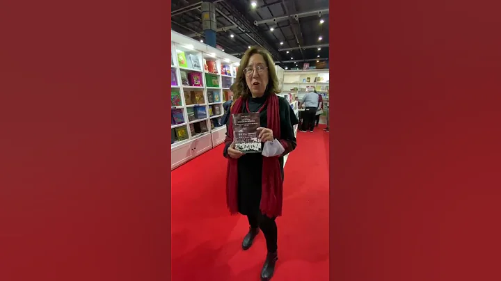 La autora Teresa Eggers Brass en la FIL 2022