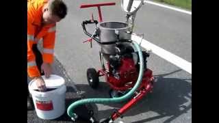 Bornit Flexomat Air - Arbeitsschritt Das Befüllen Des Behälters Mit Bornit-Nahtflex