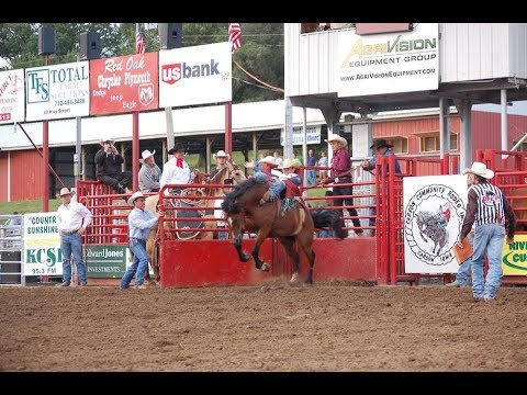 Carson, Iowa PRCA Rodeo - YouTube