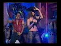 Dorismar cantando no show da Cristina