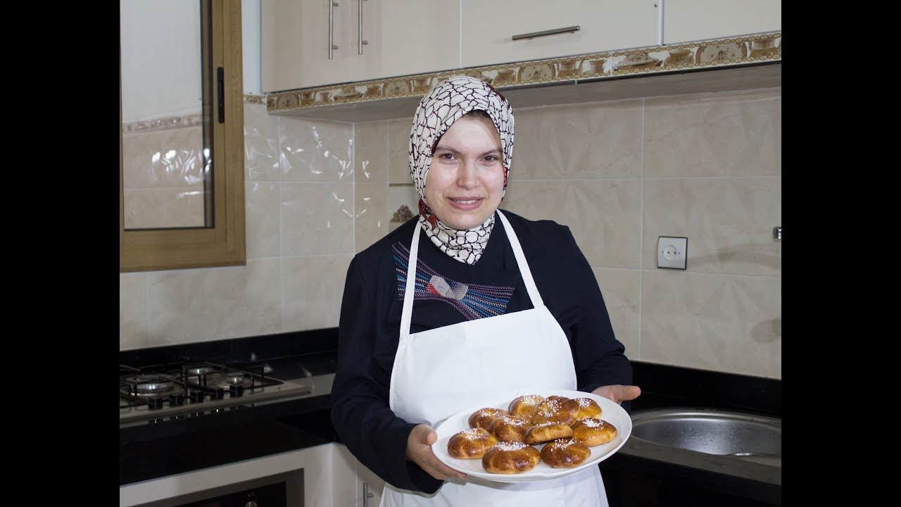 حلويات خديجة / بريوش الوردة السهل والذيذ