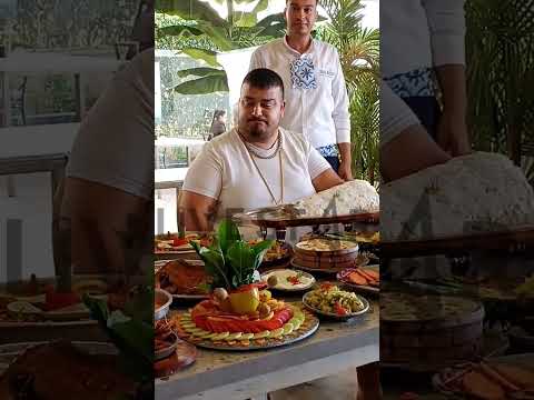 كواليس ياسين جنكيز التركي مع لايڤ ستار في مصر        