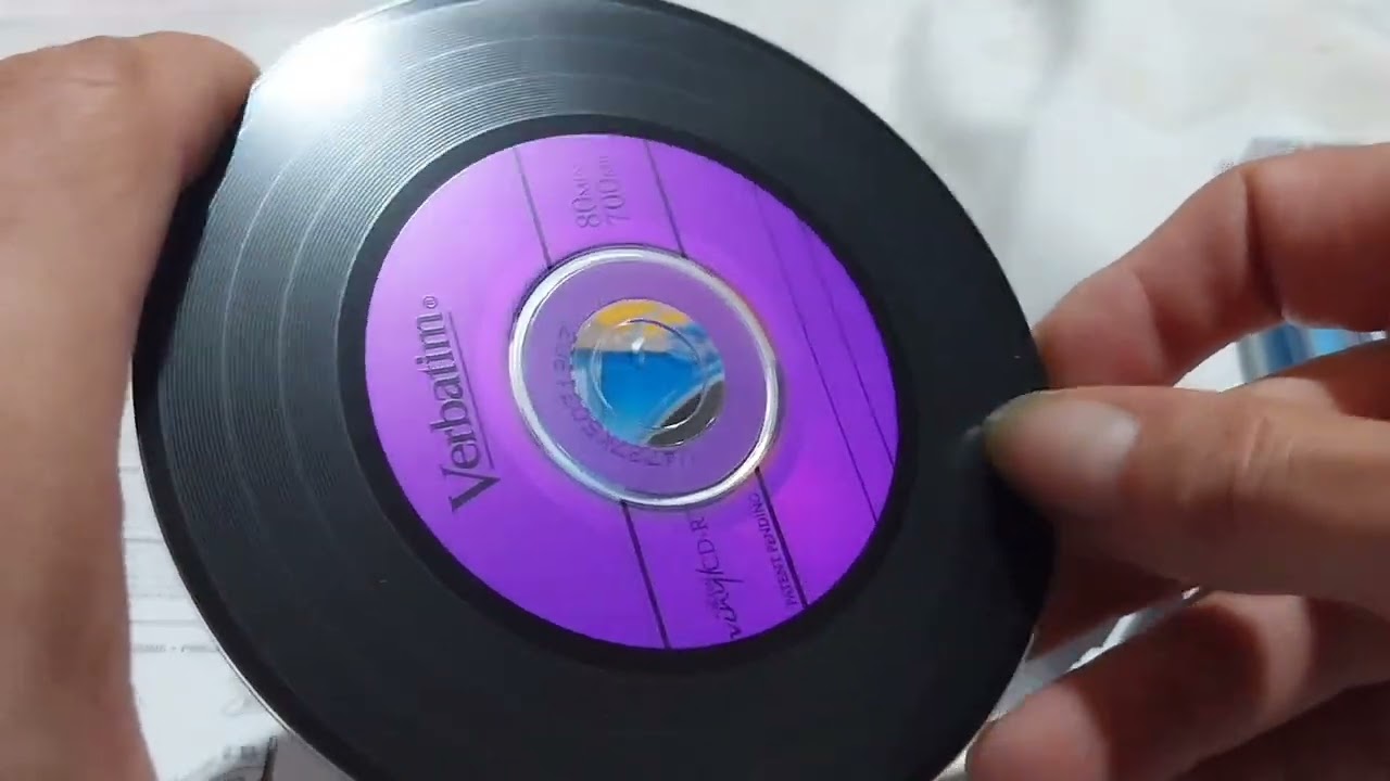 CD-R DISCS THAT IMITATE VINIL RECORDS - YouTube