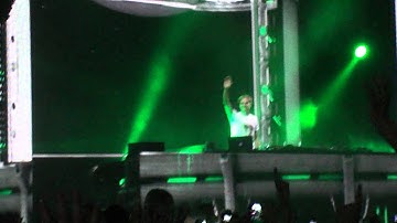 ASOT 600 - Armin van Buuren(выход) (Alexander Popov -- Lost Language (Intro Mix)