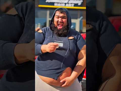 ŞİŞKO ADAM SINIRSIZ PARA HİLESİ YAPIP TIRAŞ OLUYOR! 💰 #shorts