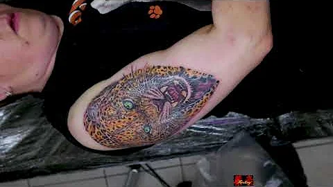 2022.08.29 Nancy Vandenberg Juguar Tatttoo by Flun...