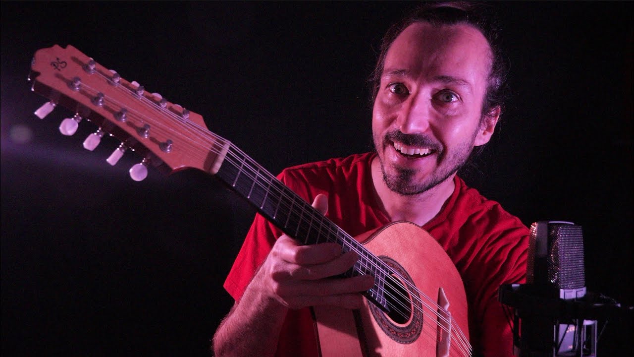 UM BANDOLIM E UM MICROFONE :) #live #choro #brazilianmusic UM BANDOLIM E UM MICROFONE :) #live #choro #brazilianmusic