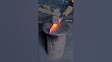 Hand chisel wood carving cutting🦾🔥#blacksmith #diy #handmade #craftsmanship #tools #cutting #carving