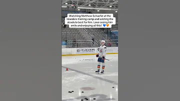 1 Draft Pick Matthew Schaefer Is Happy As He Participates In New York Islanders Training Camp 