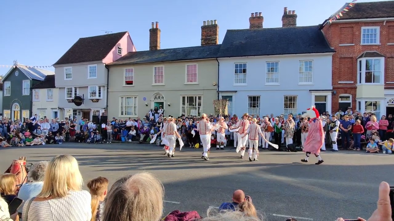 Thaxted Morris - Banks of the Dee, Fieldtown