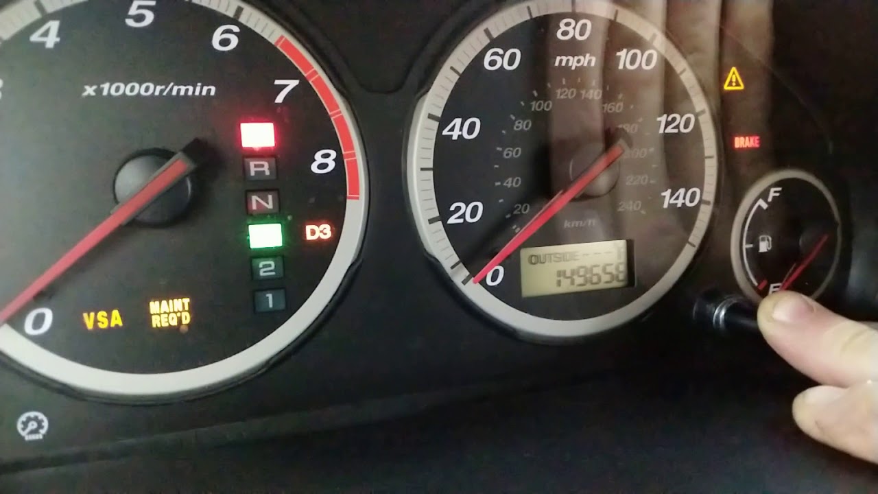 Resetting the Maintenance Required Light on a 2006 Honda CRV - YouTube