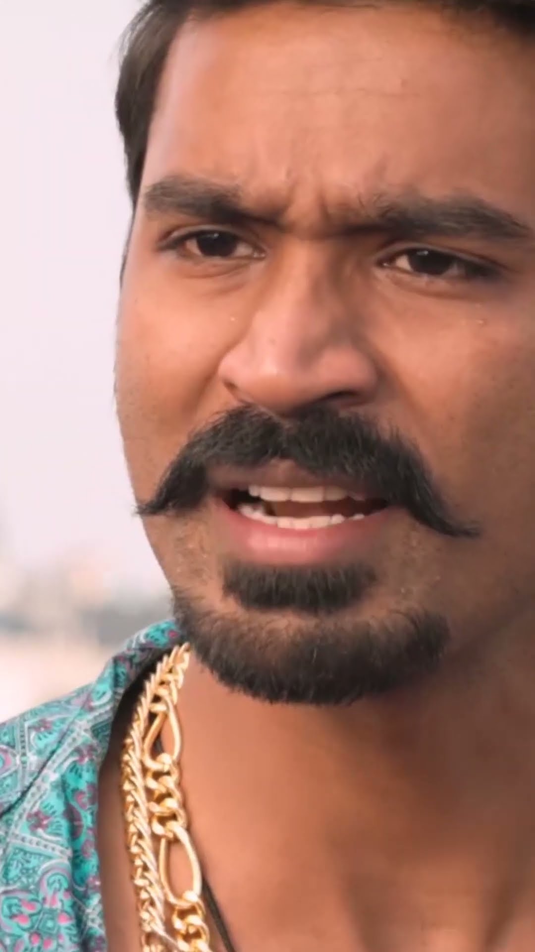 Kajal Agarwal Jitna Sochti Hai usse Zyada Bura Hai Dhanush
