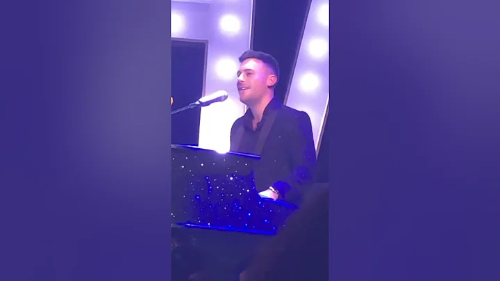 Nathan Carter singing Fields of Athenry- Beck Thea...