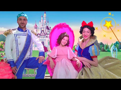 ემილია როგორ აღმოჩნდა ბალ-მასკარადზე და გადაიქცა პრინცესად