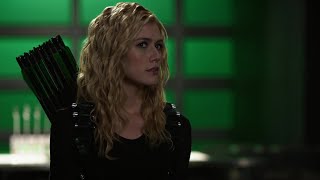 Arrow S08E05 Prochnost - Mia Smoak Katherine Mcnamara Training With Oliver Queen