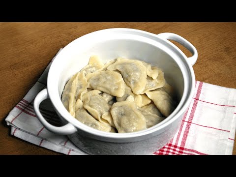 Wideo: Jak Szczypać Pierogi