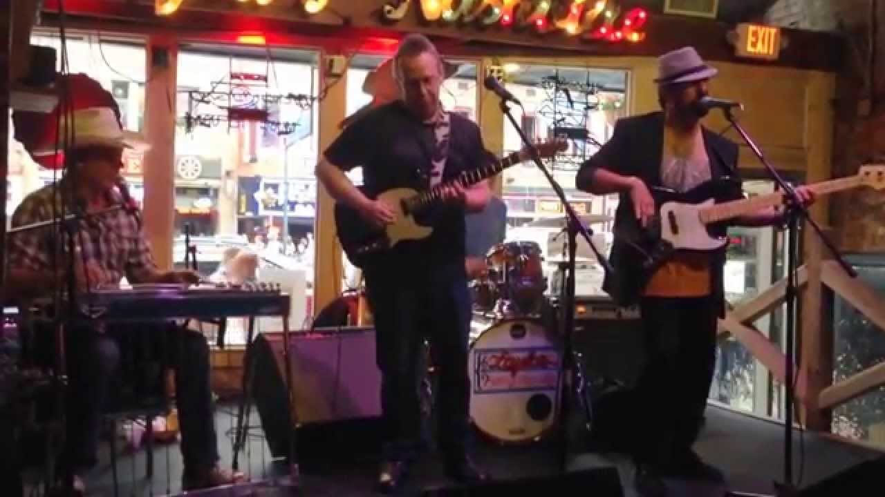 Ronnie Lutrick, Mark Moree, Tommy Hannum, Scotty Schultz - Sun Gonna Shine Out My Backdoor Someday