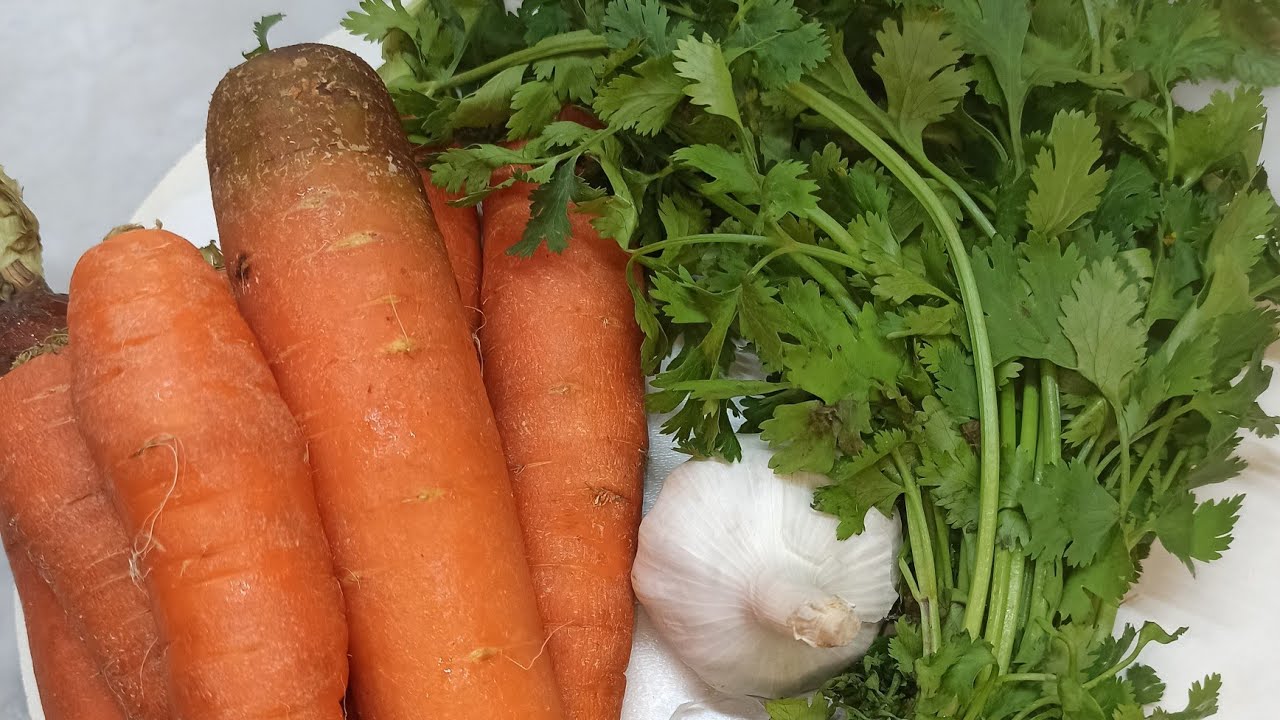 غير هادي وصفة لي تبرد على قلبكم 🤤بدون لحوم وسريعة وبنة منحكيش هبلتهم بيها 😋زرودية مشرملة 🥕