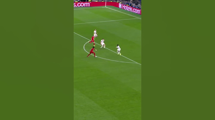 Gnabry’s super hatrick against Tottenham #gnabry #football #shortsfeed #soccershorts