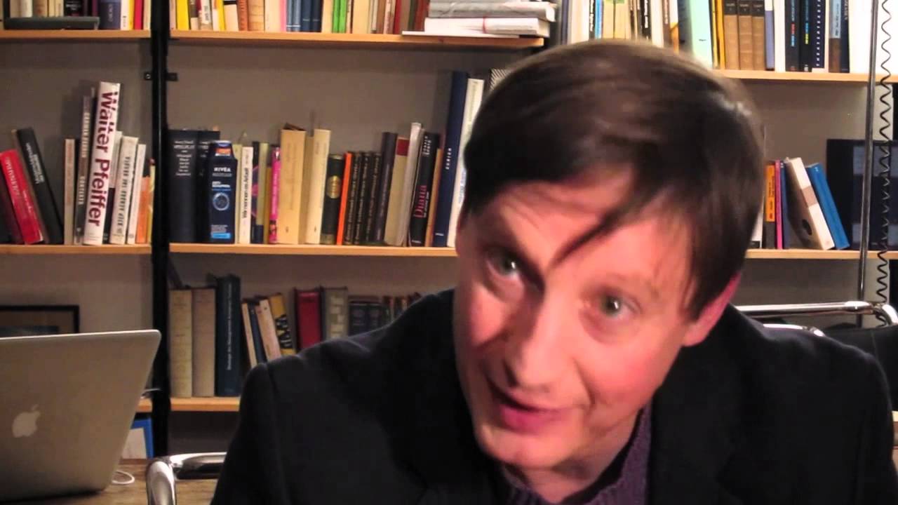 Finn Canonica, Chefredakteur der Zeitschrift "Das Magazin". - YouTube