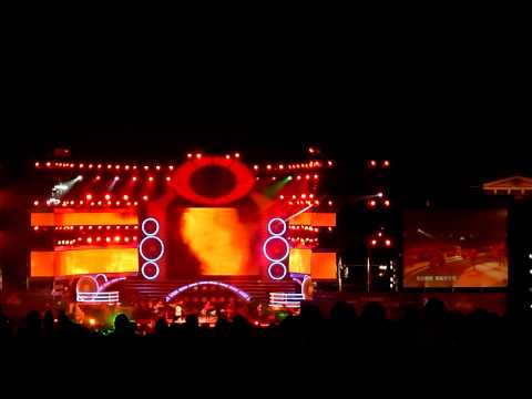 2012跨年義大世界焰火秀11分11秒拍完順便拍林俊傑跨年演唱