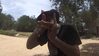 Statussilvers Finger Twerk Off R-Dub