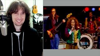 Video thumbnail of "British guitarist analyses Steely Dan's SIX vocalists in the early 70's!"