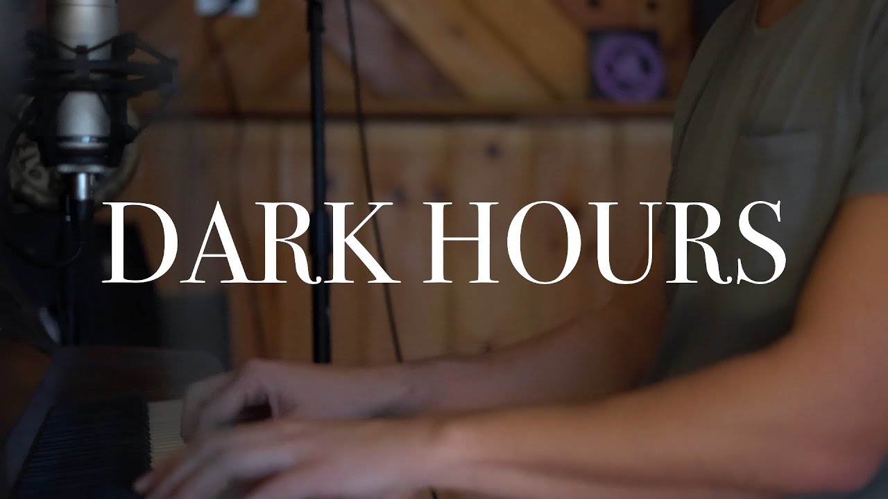Chris Sol - Dark Hours (Live)