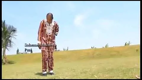 solomoni mkubwa akiimba wimbo wa ANNA AFUNGE KINYW...