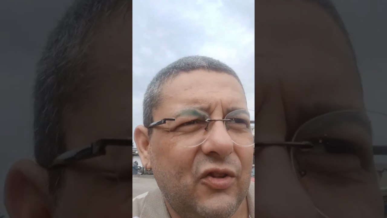 Corolla foi para oficina.  