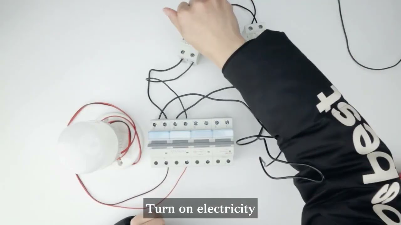 GEYA GYHO9 Manual Transfer Switch NEW Design with Indicator 63A 100