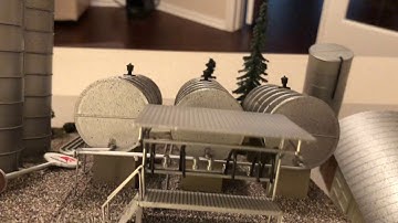 My 4x8 HO Layout Expansion Part 26 - Walthers Interstate Fuel and Oil