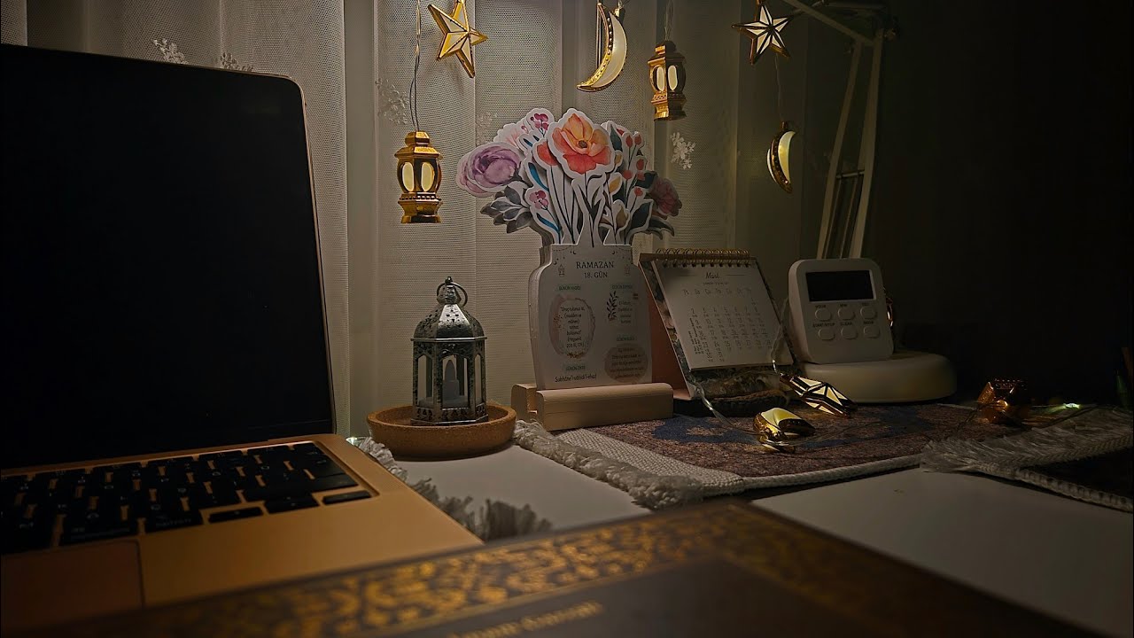 read and study with me in Ramadan 🌙 | 30 min pomodoro (cozy ambient & fireplace asmr)