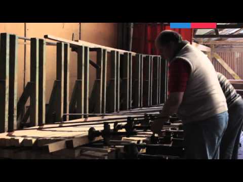 Video: Patio De Madera Laminada Encolada