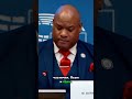 Нанопластик повсюду: что мы на самом деле вдыхаем и пьем? 🌍💧