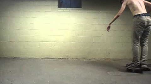 Nollie Varial Kickflip