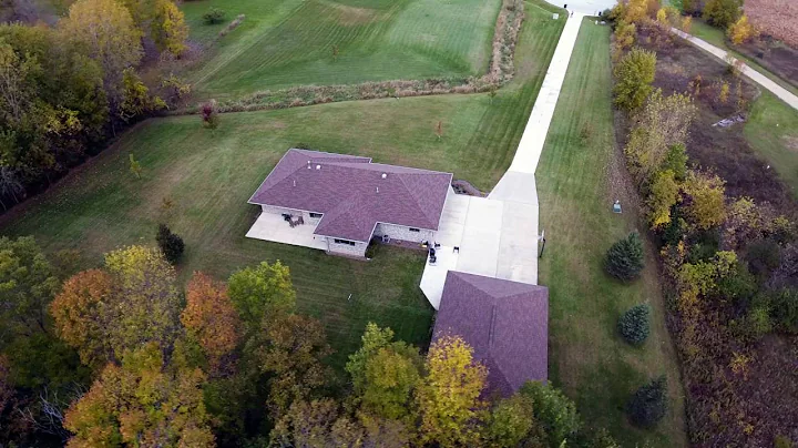 6355 W Rickey Lane Greenville WI Carol Heinz ReMax
