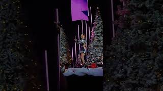 Ани Лорак & Артём Качер 🌲#съёмки 13.12.2023 для 1 канала  #лорак #анилорак #крокус #shorts #концерт