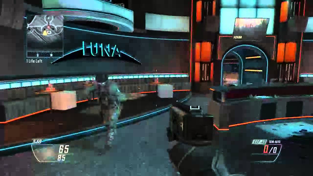 Black Ops 2 has a pretty terrible knifing system.