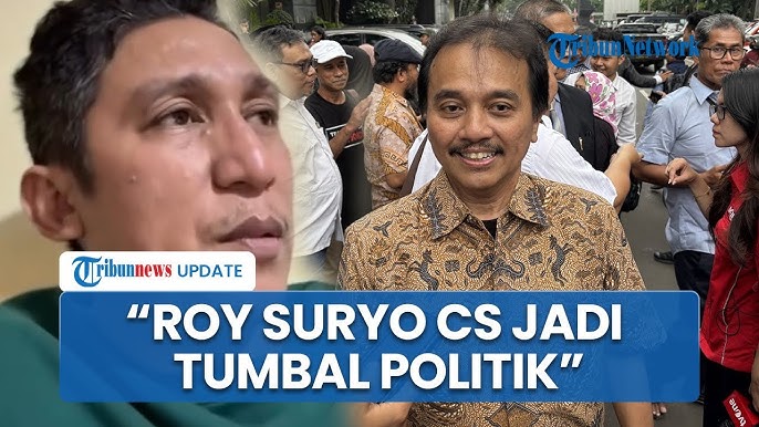 Er xotinini yaqin planda sikmoqda