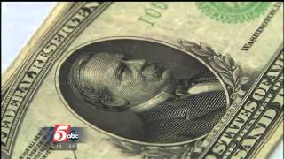 Famous Items from Unclaimed Safety Deposit Boxes to be Auctioned Net Worth