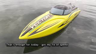 RC Boat Vector SR65 - simple review and first run screenshot 1