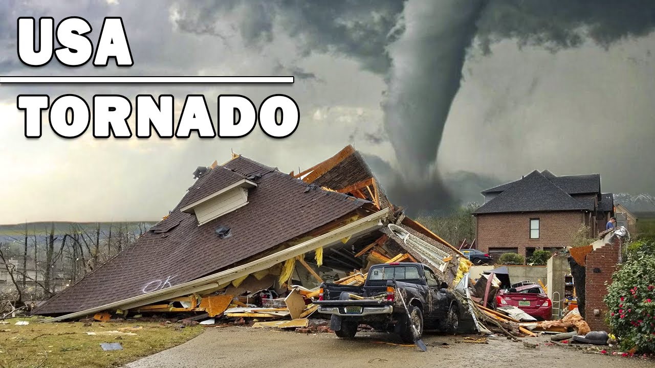 Horror in the US! Huge Tornado near Destin, Florida (Aug. 16, 2022
