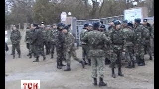 Журналіст прослідив за російськими військовими у Криму і зняв відео