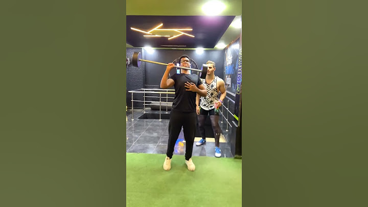 تحدي رفع البار 🏋🏻 بدراع واحد 💪🏻 لو رفعت البار 🏋🏻 بدراع واحد 💪🏻 تكسب التحدي 🎊 🏋🏻