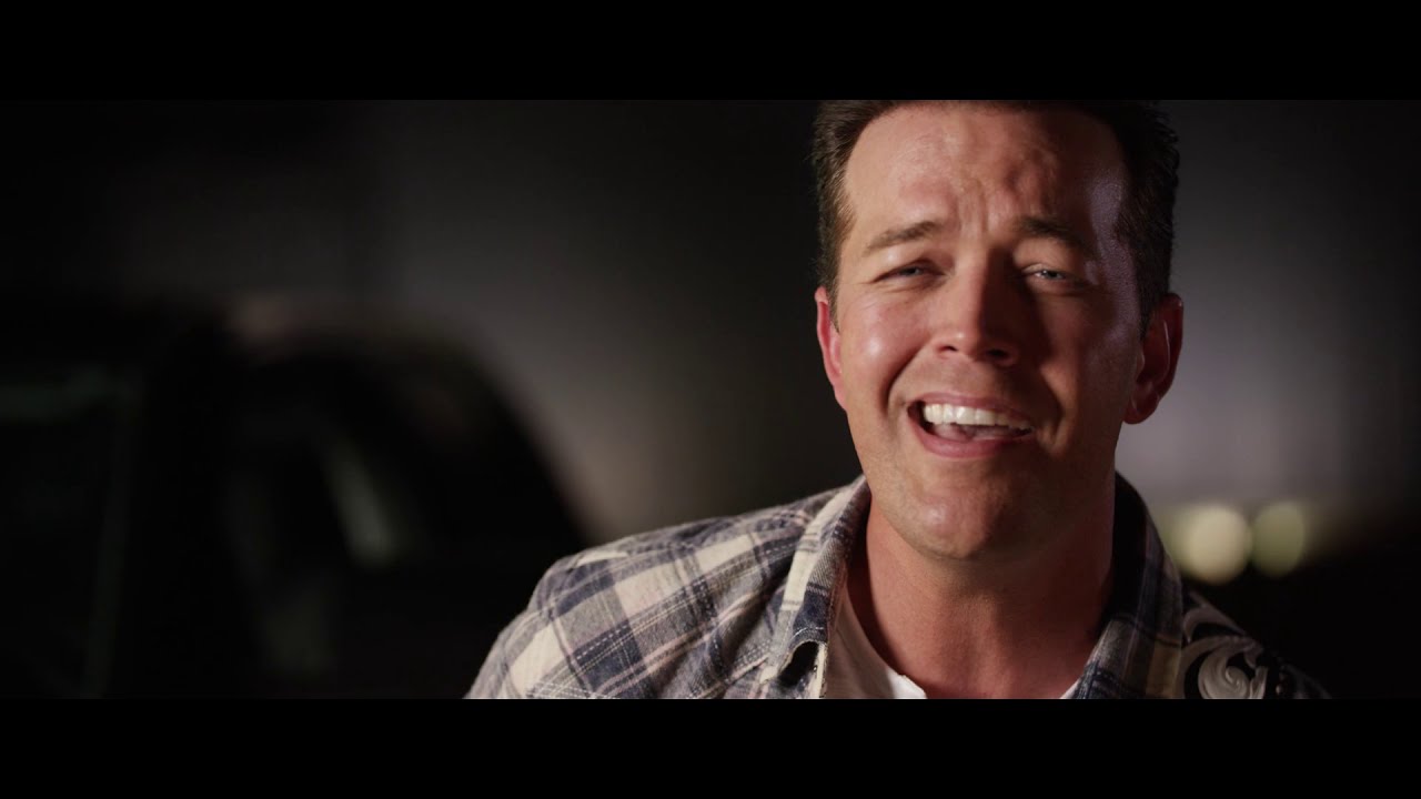 Guarda Lucas Hoge "Get Lost" (Official Music Video) @lucashoge | Country Music su YouTube Guarda Lucas Hoge "Get Lost" (Official Music Video) @lucashoge | Country Music su YouTube