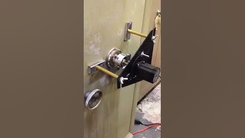 ITL 2000 auto safecracker