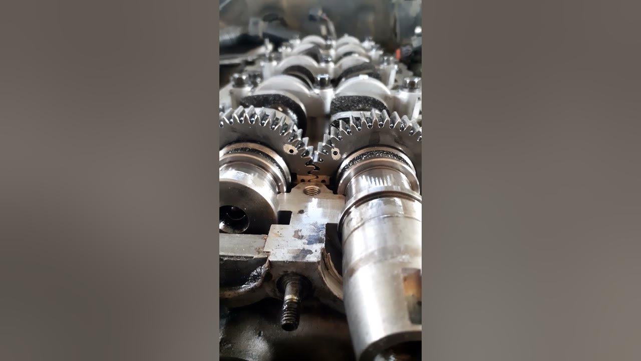 Chrysler 3.6 Camshaft Replacement